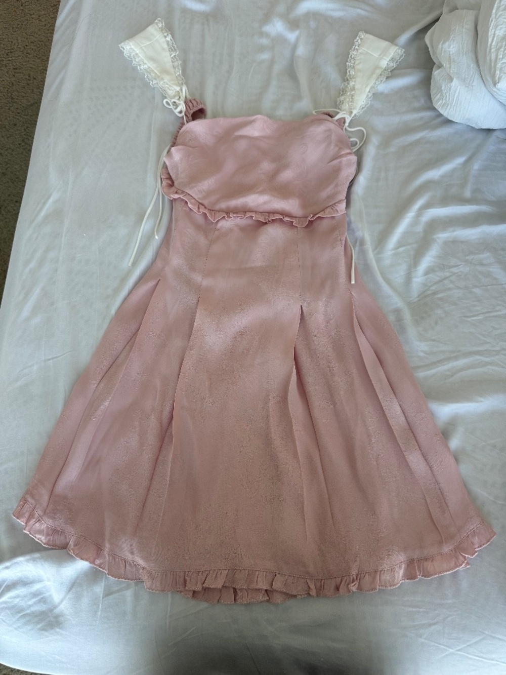 for love and lemons pink dress